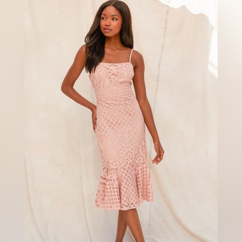 Lulus Unlimited Love Dusty Pink Lace Trumpet Midi Dress